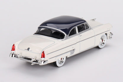 [ Back-order ] TSM MINI-GT MGT00631-L 1:64 Lincoln Capri 1954 Arctic White/Atlantic Blue LHD model car