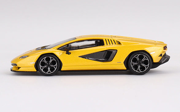[ Back-order ] TSM MINI-GT MGT00733-L 1:64 Lamborghini Countach LPI 800-4 New Giallo Orion Yellow LHD model car