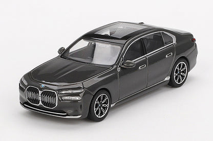 [ Back-order ] TSM MINI-GT MGT00818-BL 1:64 BMW i7 xDrive60 Dravid Gray LHD *Blister pack model car