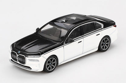 [ Back-order ] TSM MINI-GT MGT00959-BL 1:64 BMW i7 xDrive60 Alpine White Black Sapphire LHD *Blister pack model car