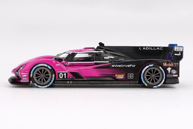 [ Back-order ] TSM MINI-GT MGT01010-L Cadillac V-Series R IMSA Petit Le Mans 2024 #01 Cadillac Racing
 model car