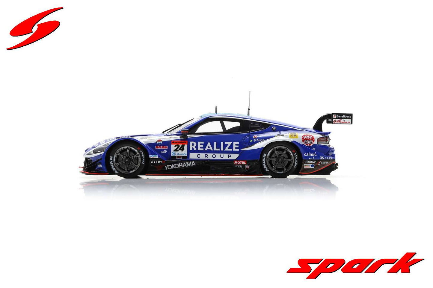 SGT158 Spark 1:43 REALIZE CORPORATION ADVAN Z KONDO RACING GT500 SUPER GT 2024 #24 T. Matsuda - T. Natori