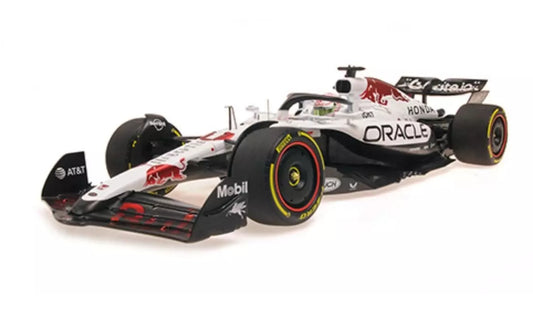 110250301 MINICHAMPS 1:18 Oracle Red Bull Racing RB21 F1 Japan GP 2025 Winner M. Verstappen #11