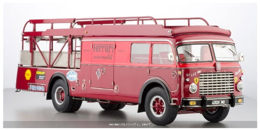 M-084 CMC 1:18 Ferrari Renntransporter, Typ Fiat 642 RN2 Bartoletti 1957