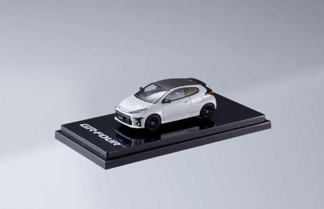 HJ642024HPW Hobby JAPAN 1:64 Toyota GR Yaris RZ High Performance Platinum White Pearl Mica