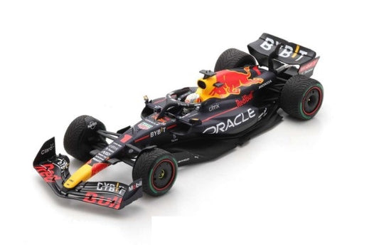 18S774 SPARK 1:18 Oracle Red Bull RB18 #1 Winner Japanese GP 1st place 2022 F1 M.Verstappen