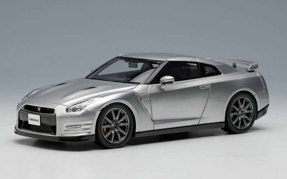 [ Back-order ] Make Up EIDOLON EM414C 1:43 Nissan GT-R 2014 Ultimate Metal Silver