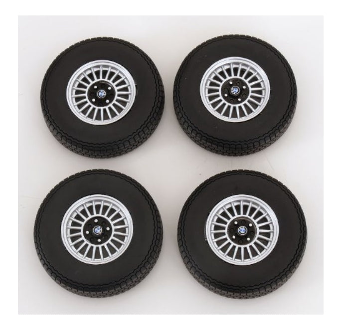 KKDCACC034 KK scale 1:12 BMW 02 tire and wheel set #2