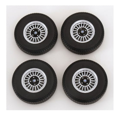 KKDCACC034 KK scale 1:12 BMW 02 tire and wheel set #2