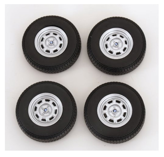 KKDCACC049 KK scale 1:12 BMW 02 tire and wheel set #5