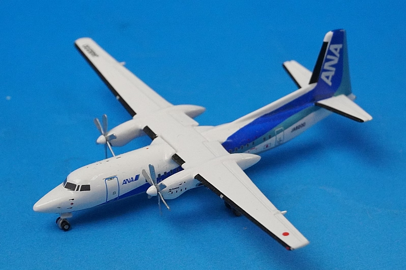 1:400 Fokker 50 ANA JA8200 JC Wings airplane model