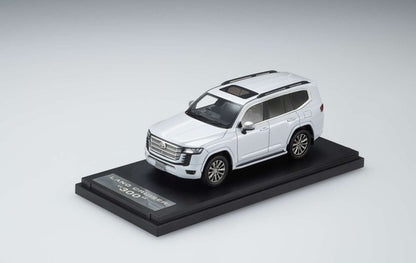 [ Back-order ] MARK43 PM43153AW 1:43 Toyota LAND CRUISER (JA300W) ZX Precious White Pearl (090)