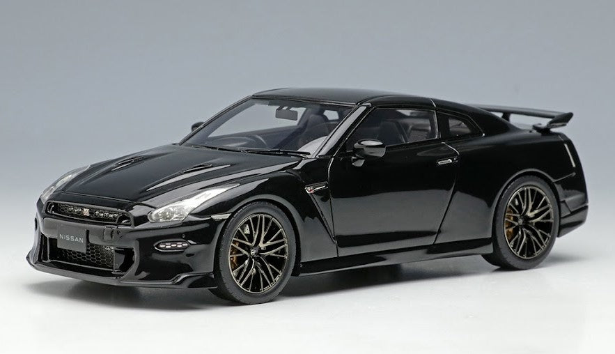 [ Back-order ] Make Up EIDOLON EM695E 1:43 Nissan GT-R Premium Edition 2024 Meteor Flake Black Pearl