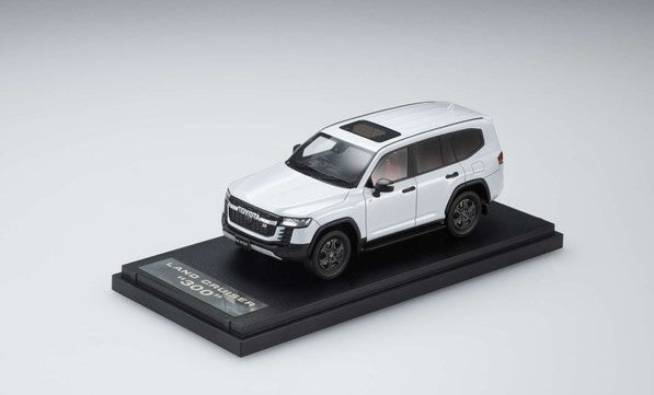 [ Back-order ] MARK43 PM43153BWR 1:43 Toyota Land Cruiser (JA300W) GR Sport Precious White Pearl (090)