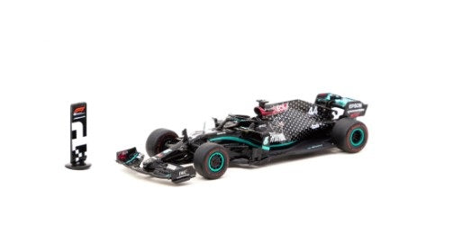 T64G-F036-LH1 TARMAC WORKS 1:64 Mercedes AMG F1 W11 EQ Performance Tuscan GP 2020 Winner L. Hamilton with Winner Board