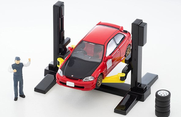 TOMYTEC 1:64 Honda Tomicarama Vintage 06b Car Lift (w/ TLV-NEO Honda Civic Type R Custom Spec.) 330585