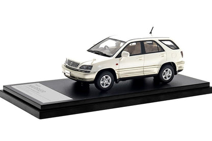 [ Back-order ] Hi-Story HS449WH 1:43 Toyota HARRIER 3.0 FOUR G Package (1997) White Pearl Mica Resin