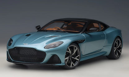 70299 AUTOart 1:18 Aston Martin DBS Superleggera Light Blue Pearl/Carbon Black Roof