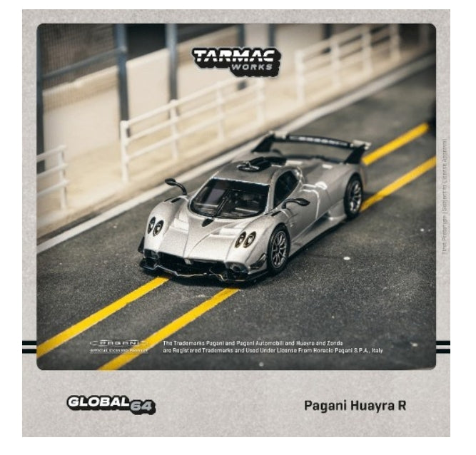 T64G-TL035-SL Tarmac Works 1:64 Pagani Huayra R Satin Silver