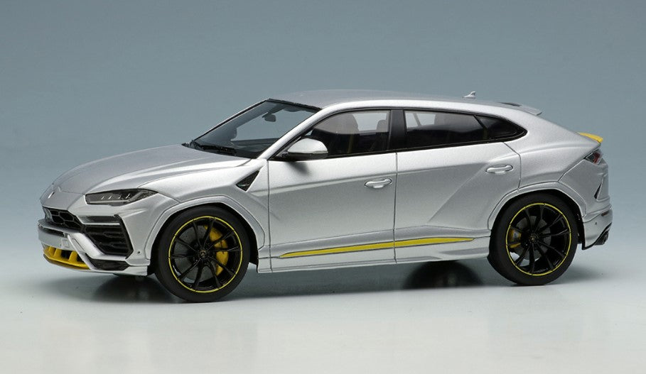 [ Back-order ] Make Up EIDOLON EM596C 1:43 Lamborghini Urus Graphite Capsule 2020 Grigio Niba (Matte Silver / Yellow Accent)