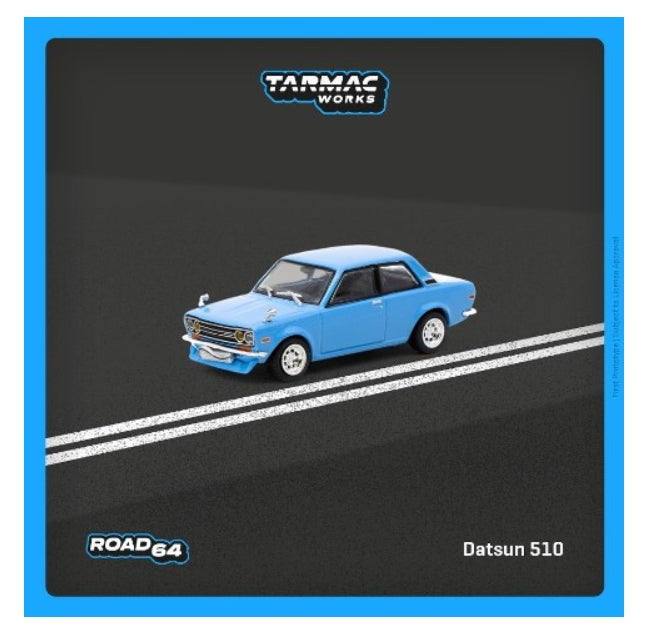 T64R-052-LB Tarmac Works 1:64 Nissan Datsun 510 Light Blue