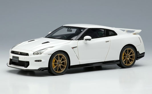 [ Back-order ] Make Up EIDOLON EM684B 1:43 Nissan GT-R Premium Edition T-spec 2024 Brilliant White Pearl