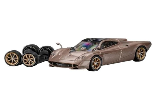 CM64-Codalunga-02 CM-MODEL 1:64 Pagani Huayra Codalunga Gold