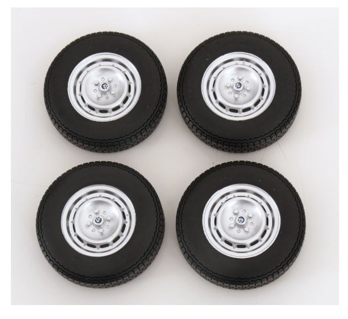 KKDCACC048 KK scale 1:12 BMW 02 tire and wheel set #4