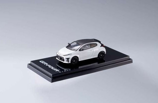 HJ642024HW Hobby JAPAN 1:64 Toyota GR Yaris RZ High Performance Super White II