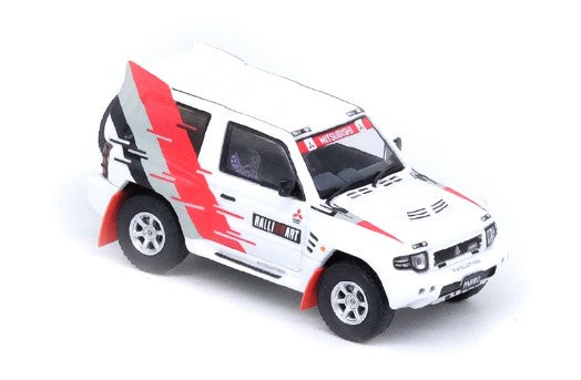 [ Back-order ] INNO Models IN64-EVOP-RAWHI 1:64 Mitsubishi Pajero Evolution "RALLIART" White