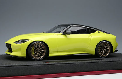 IM056 MakeUp IDEA 1:18 Nissan Fairlady Z Prototype 2020 Ikazuchi Yellow