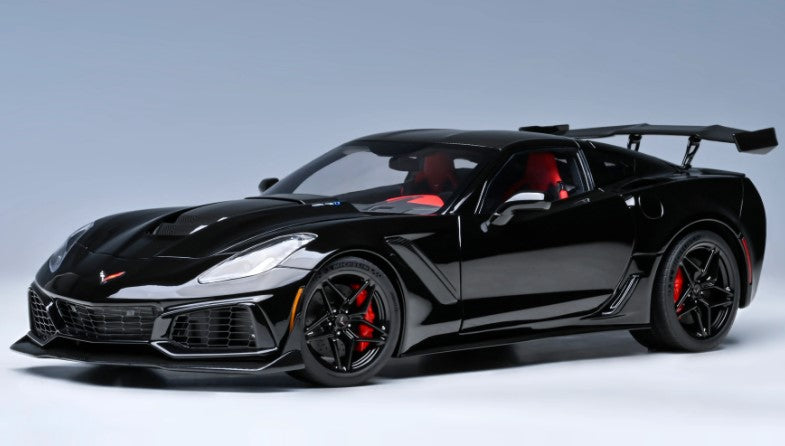 71276 AUTOart 1:18 Chevrolet Corvette (C7) ZR1 Black