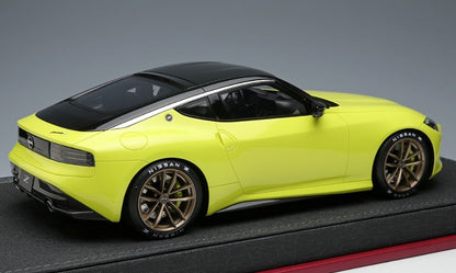 IM056 MakeUp IDEA 1:18 Nissan Fairlady Z Prototype 2020 Ikazuchi Yellow