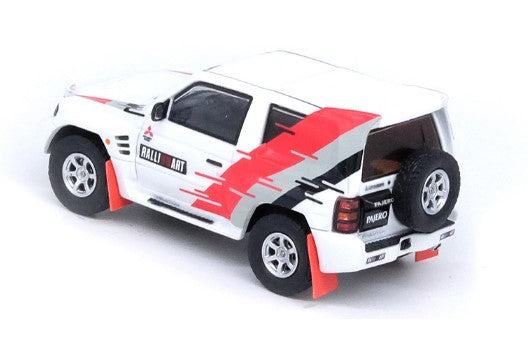 [ Back-order ] INNO Models IN64-EVOP-RAWHI 1:64 Mitsubishi Pajero Evolution "RALLIART" White