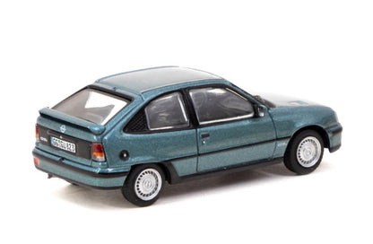 T64G-065-GR Tarmac Works 1:64 Opel Kadett Gsi Green Metallic