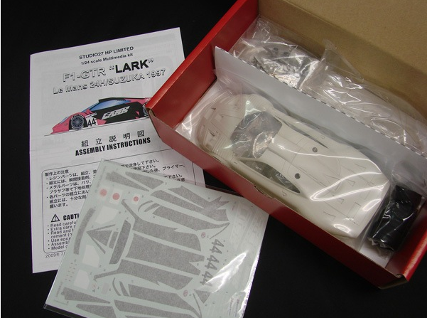 [ Back-order ]STUDIO27 LPE2406 1:24 F1 GTR Lark #44 LM/Suzuka 1997 Multimedia Kit