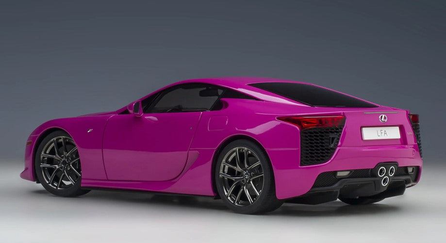 78859 AUTOart 1:18 Lexus LFA Passionate Pink