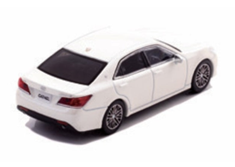 CN640047 CAR-NEL 1:64 Toyota Crown Athlete S 2015 White Pearl Crystal Shine