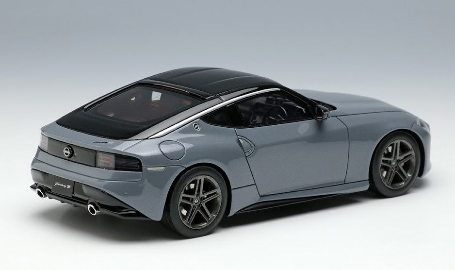 [ Back-order ] Make Up EIDOLON EM648C 1:43 Nissan Fairlady Z (RZ34) 2023 (JP) Gray/Black