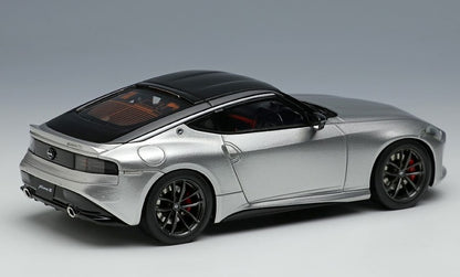 [ Back-order ] Make Up EIDOLON EM647F 1:43 Nissan Fairlady Z Version ST 2023 (JP) Silver/Black