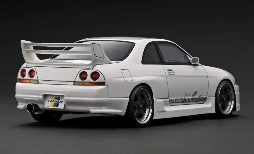 [ Back-order ] ignition model IG3129 1:18 GReddy GT-R (BCNR33) Pearl White