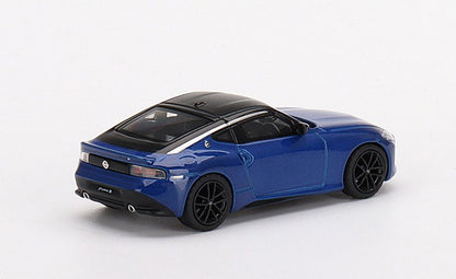 MGT00452-R TSM MINI-GT 1:64 Nissan Fairlady Z Version ST 2023 Ceylan Blue RHD