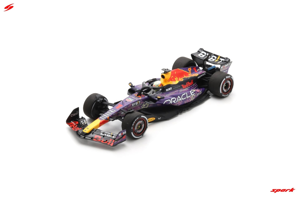 18S972 Spark 1:18 Oracle Red Bull Racing RB19 #1 Winner, Las Vegas Grand Prix 2023, M. Verstappen