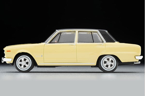 LV-202a TOMYTEC Tomica LV NEO 1:64 Nissan Skyline 2000GT Yellow/Black