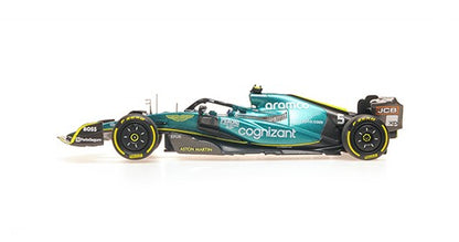 417222205 MINICHAMPS 1:43 Aston Martin Aramco Cognizant F1 Team AMR22 S.Vettel Abu Dhabi GP 2022 Last Race