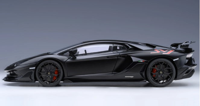 79219 AUTOart 1:18 Lamborghini Aventador SVJ Matte Black