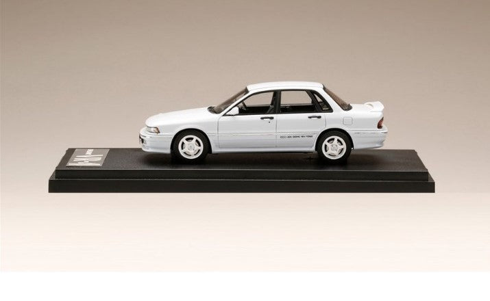 [ Back-order ] MARK43 PM43133CW 1:43 Mitsubishi GALANT VR-4 (E39A) 1990 Customized Ver. SOPHIA WHITE