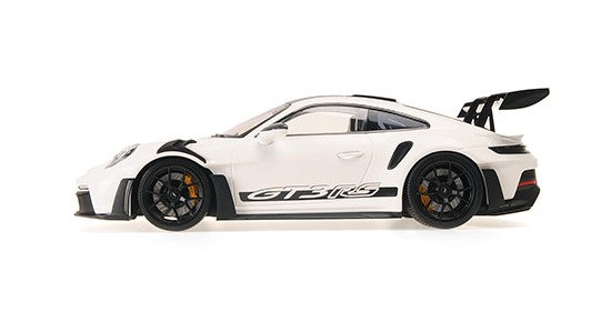 155062230 MINICHAMPS 1:18 Porsche 911 (992) GT3 RS 2023 White/Black Wheels & Decorations