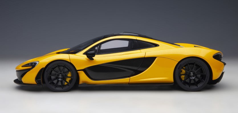 76067 AUTOart 1:18 McLaren P1 Metallic Yellow / Black & Yellow Seat