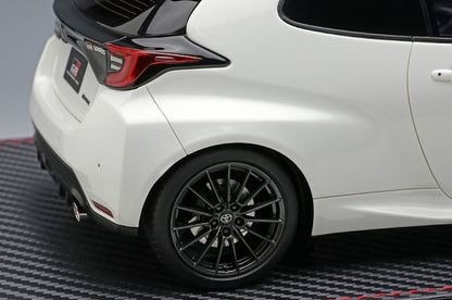 [ Back-order ] Make Up IDEA IM096B 1:18 Toyota GR Yaris RZ 2020 Platinum White Pearl Mica